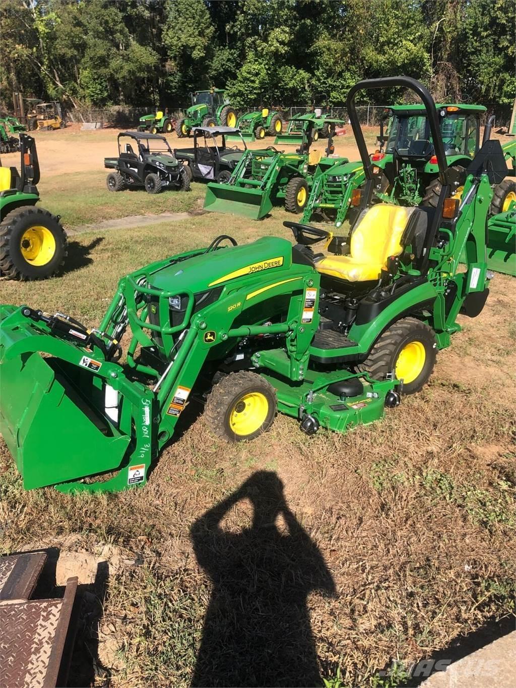 John Deere 1025R Коммунальные тракторы