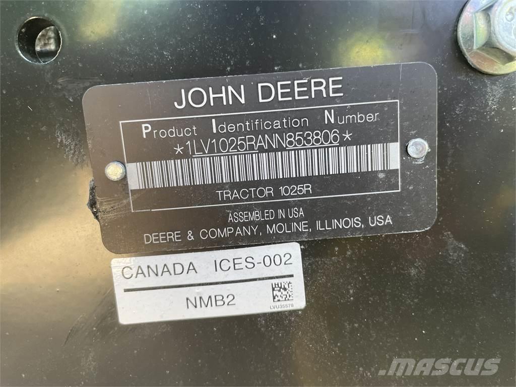 John Deere 1025R Коммунальные тракторы
