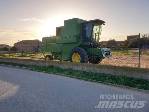John Deere 1177 Зерноуборочные комбайны