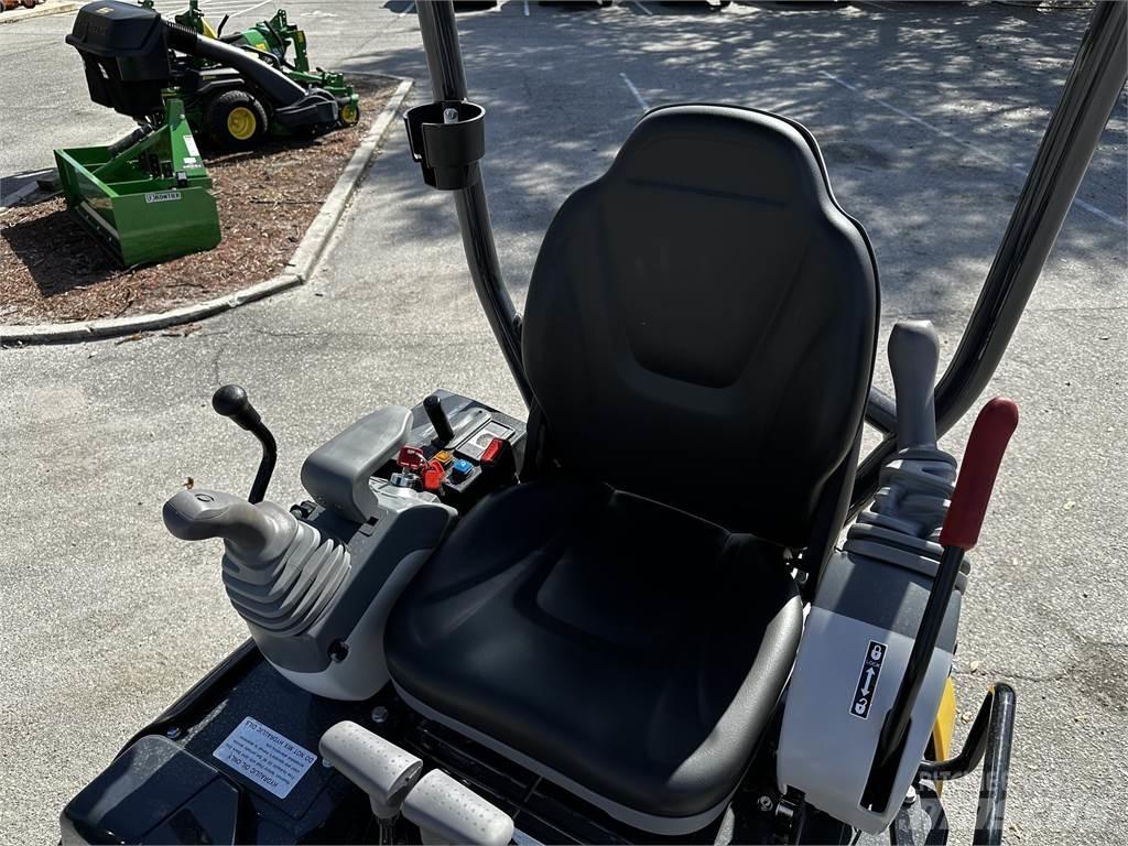John Deere 17 P Мини-экскаваторы