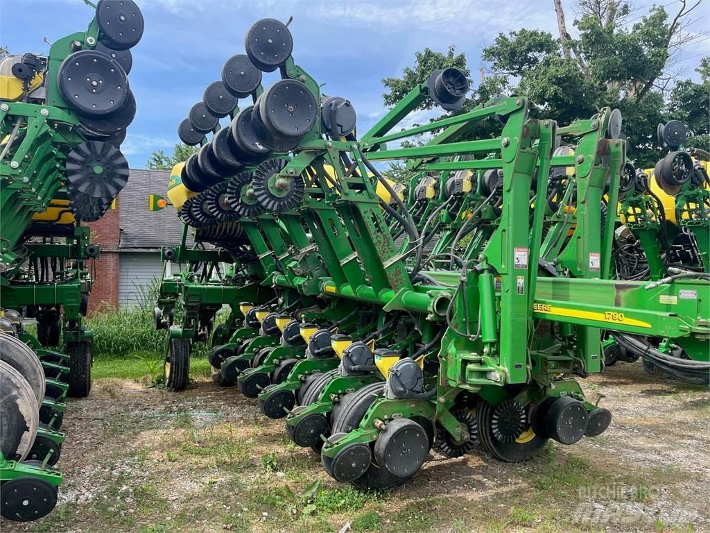 John Deere 1790 Сажалки