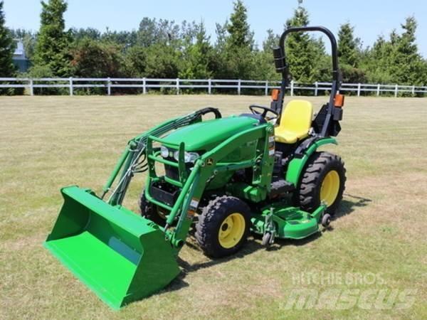 John Deere 2025R Коммунальные тракторы