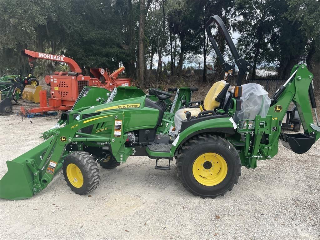 John Deere 2025R Коммунальные тракторы