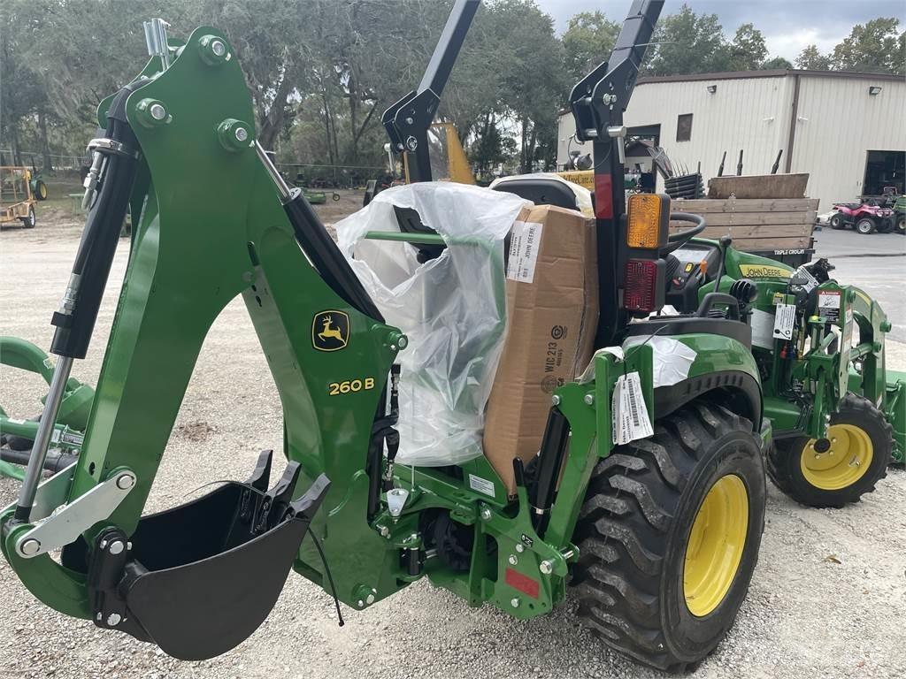 John Deere 2025R Коммунальные тракторы