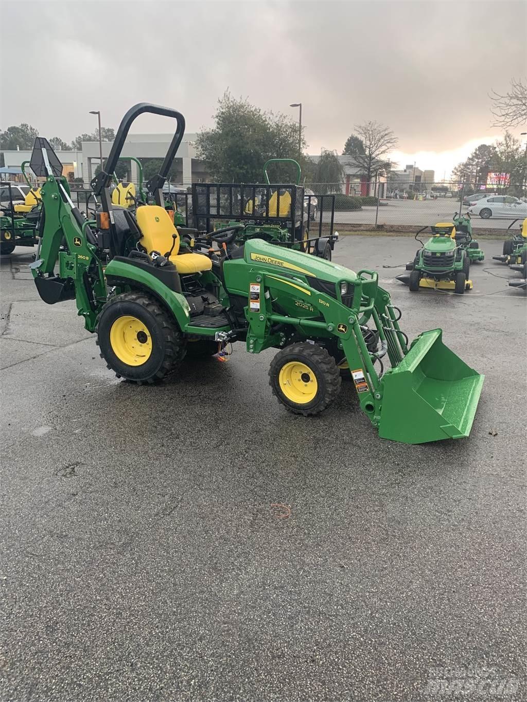 John Deere 2025R Коммунальные тракторы