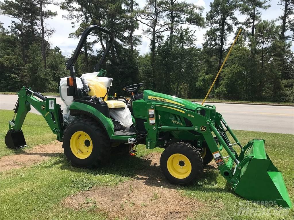 John Deere 2025R Коммунальные тракторы