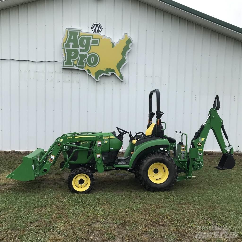 John Deere 2032R Коммунальные тракторы