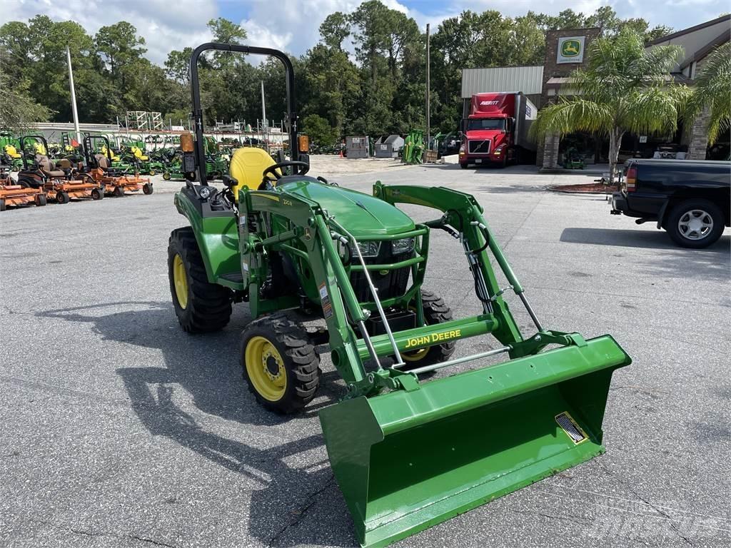 John Deere 2038R Коммунальные тракторы