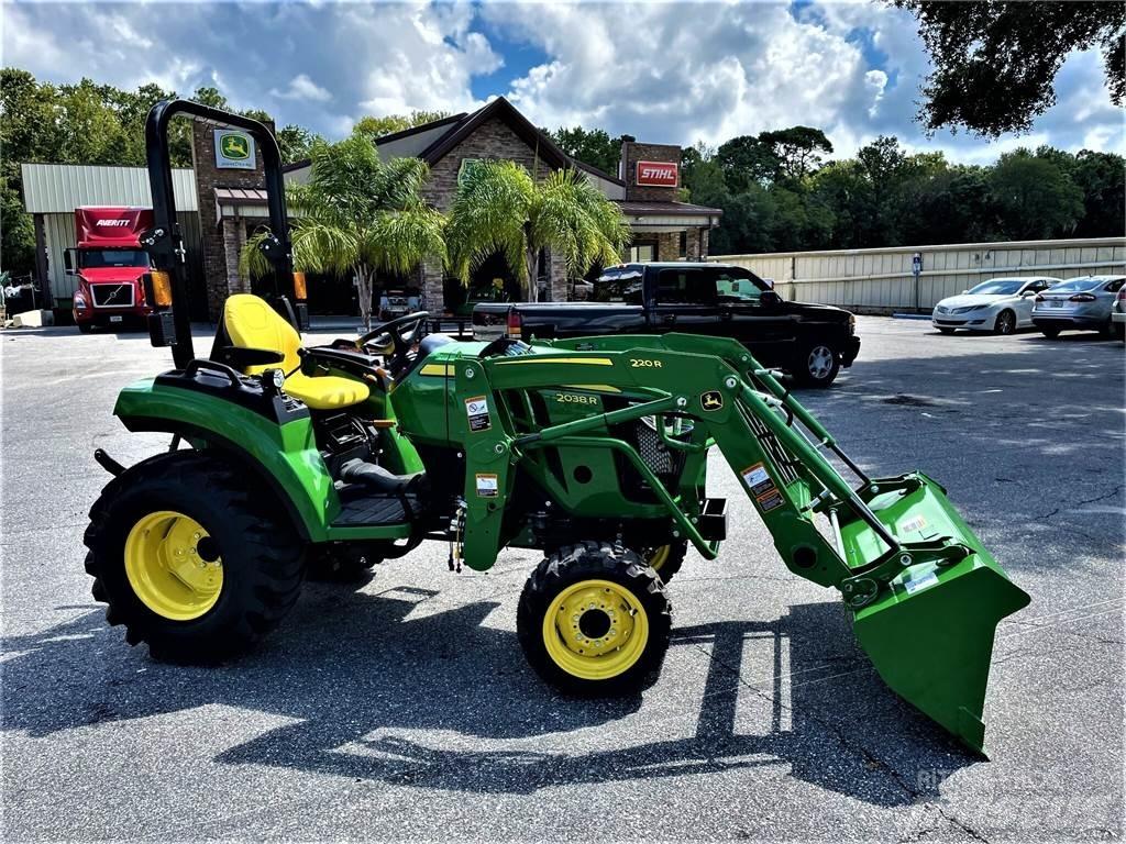 John Deere 2038R Коммунальные тракторы