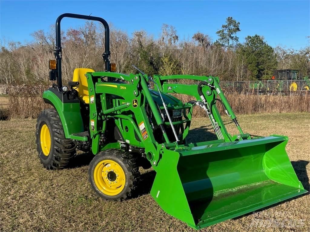 John Deere 2038R Коммунальные тракторы