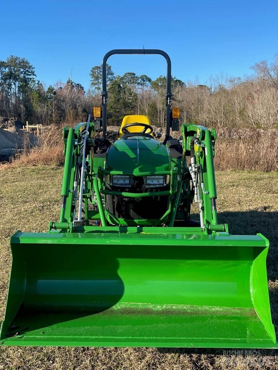 John Deere 2038R Коммунальные тракторы