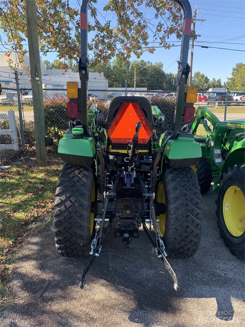 John Deere 2038R Коммунальные тракторы