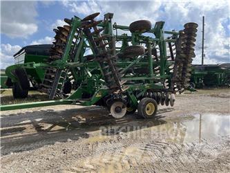 John Deere 2623 Дисковые бороны