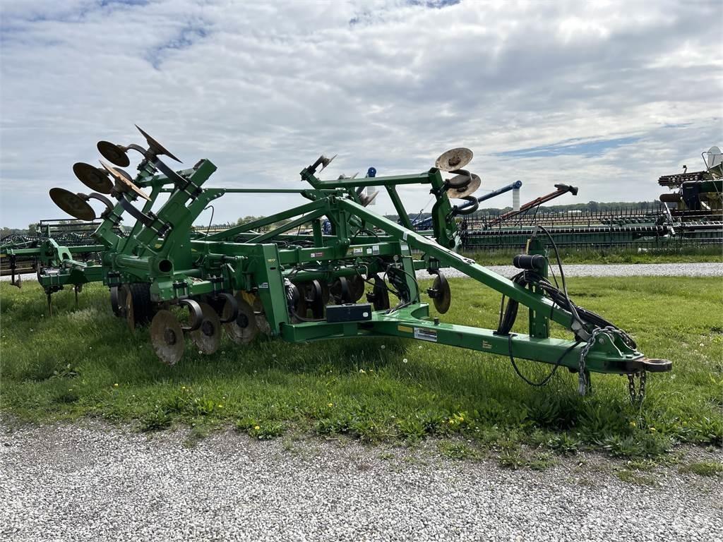 John Deere 2730 Прочее почвообрабатывающее оборудование