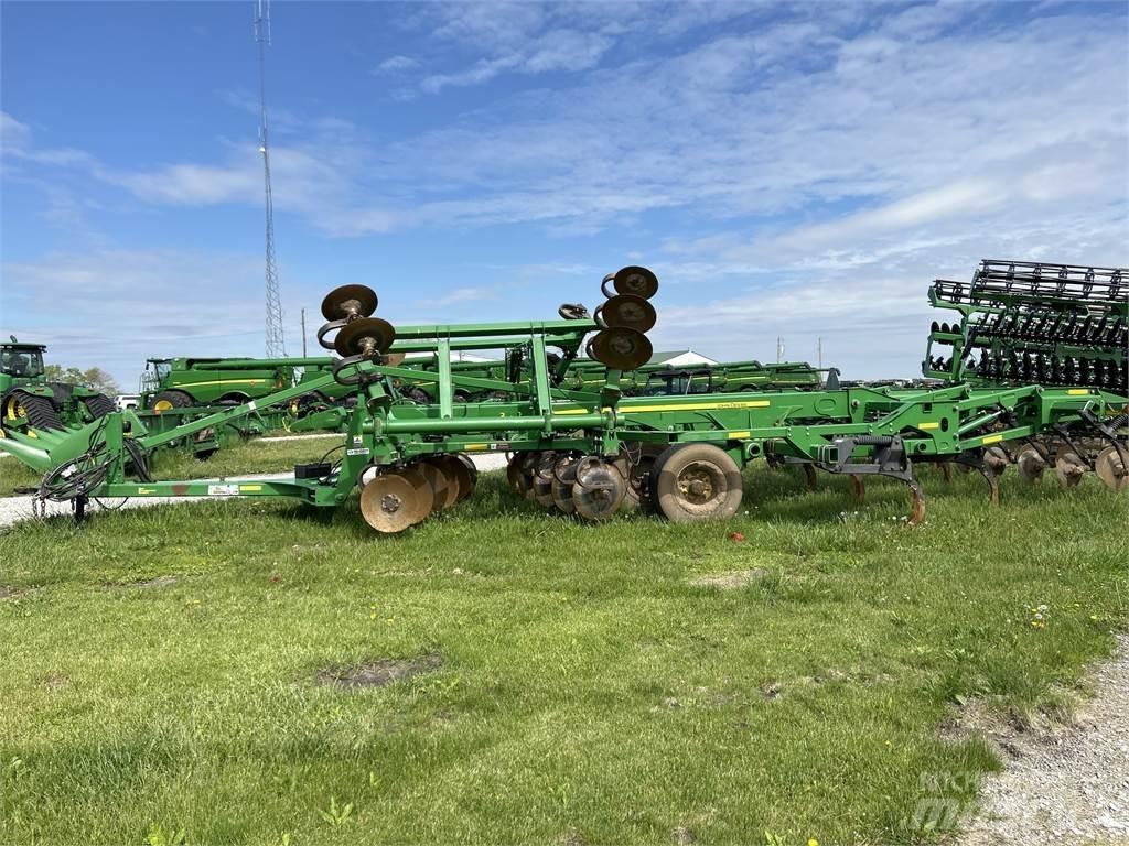 John Deere 2730 Прочее почвообрабатывающее оборудование