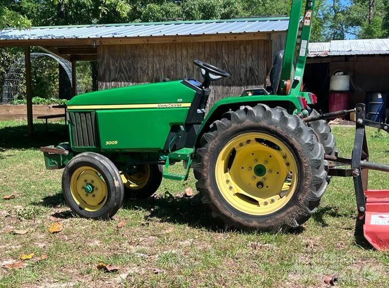 John Deere 3005 Коммунальные тракторы