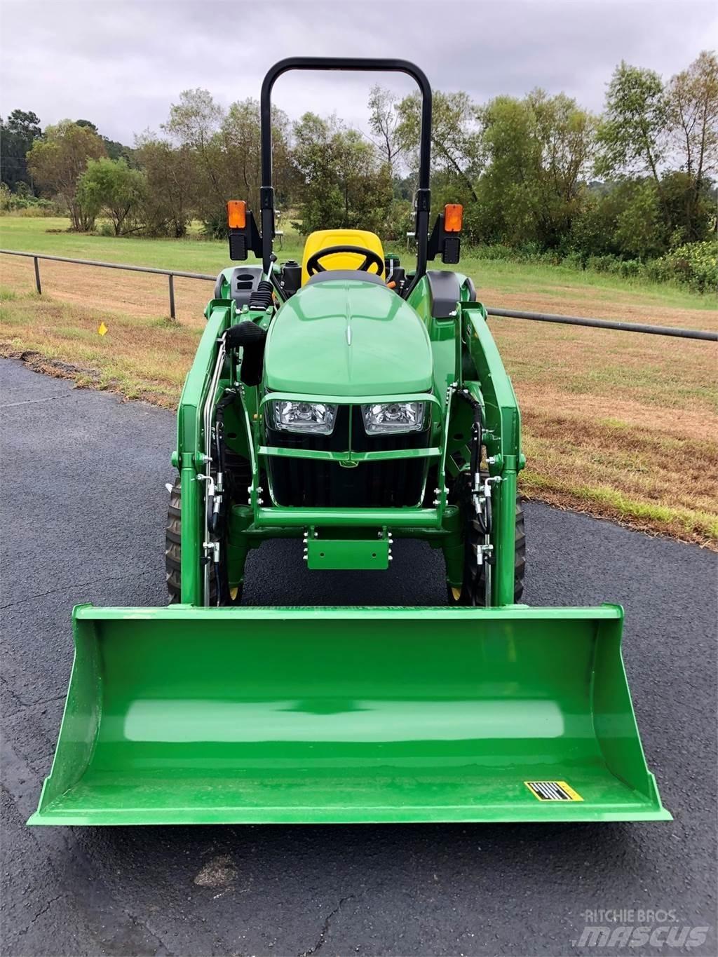 John Deere 3025D Коммунальные тракторы