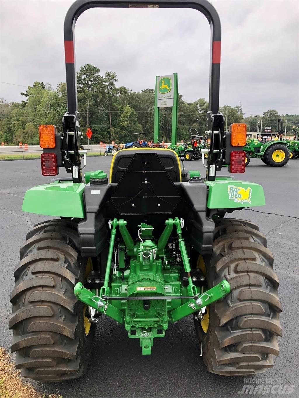 John Deere 3025D Коммунальные тракторы