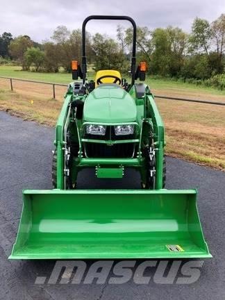 John Deere 3025D Коммунальные тракторы