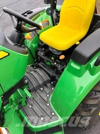 John Deere 3025D Коммунальные тракторы