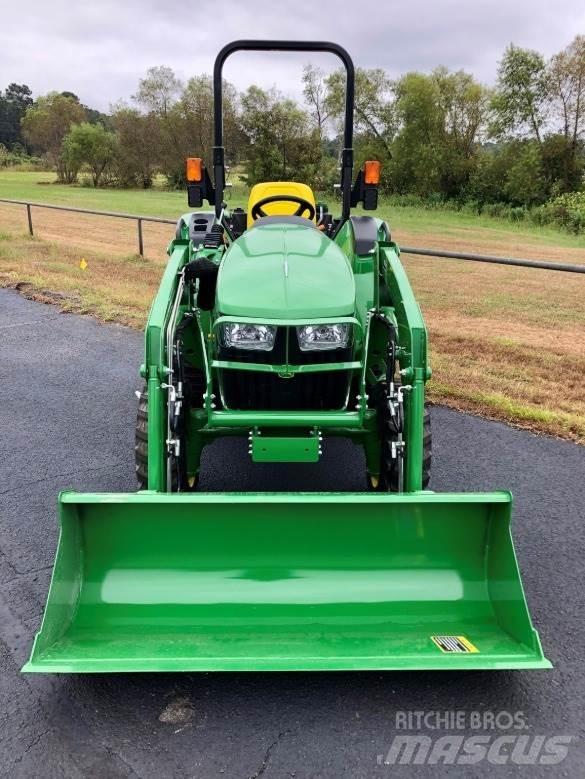John Deere 3025D Коммунальные тракторы