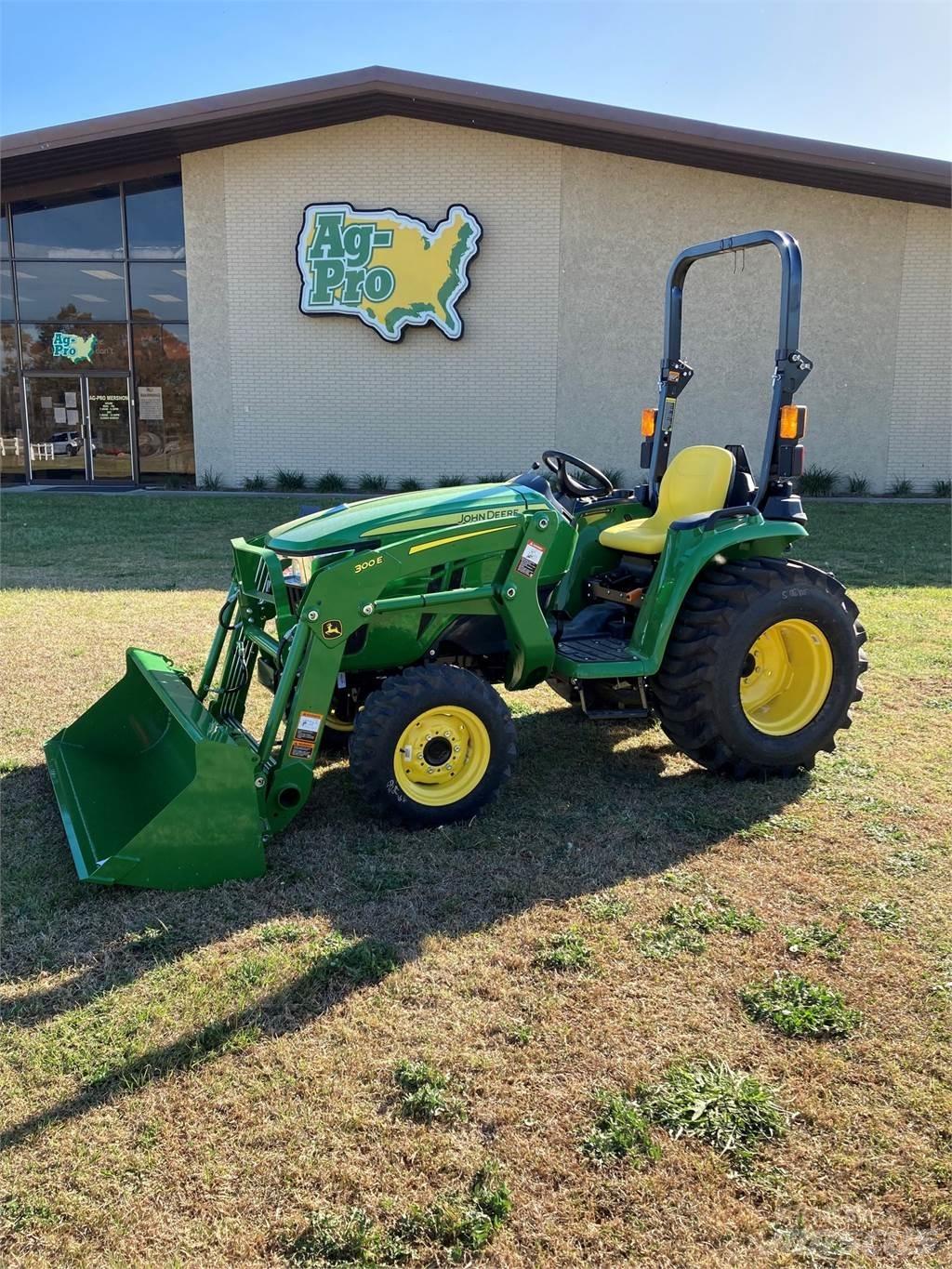 John Deere 3025E Коммунальные тракторы