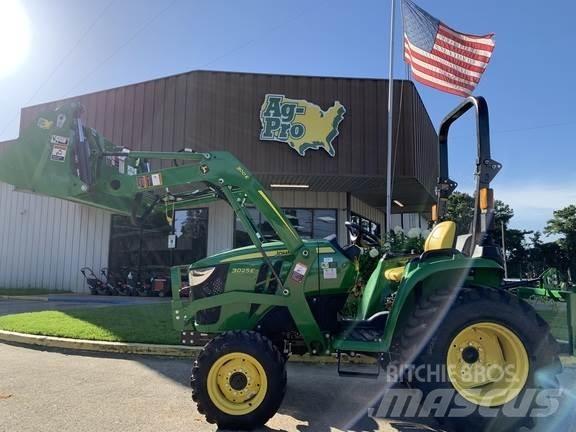 John Deere 3025E Коммунальные тракторы