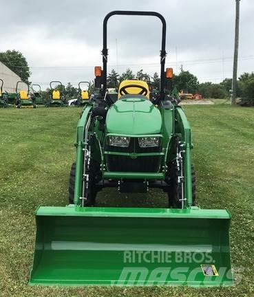 John Deere 3025E Коммунальные тракторы