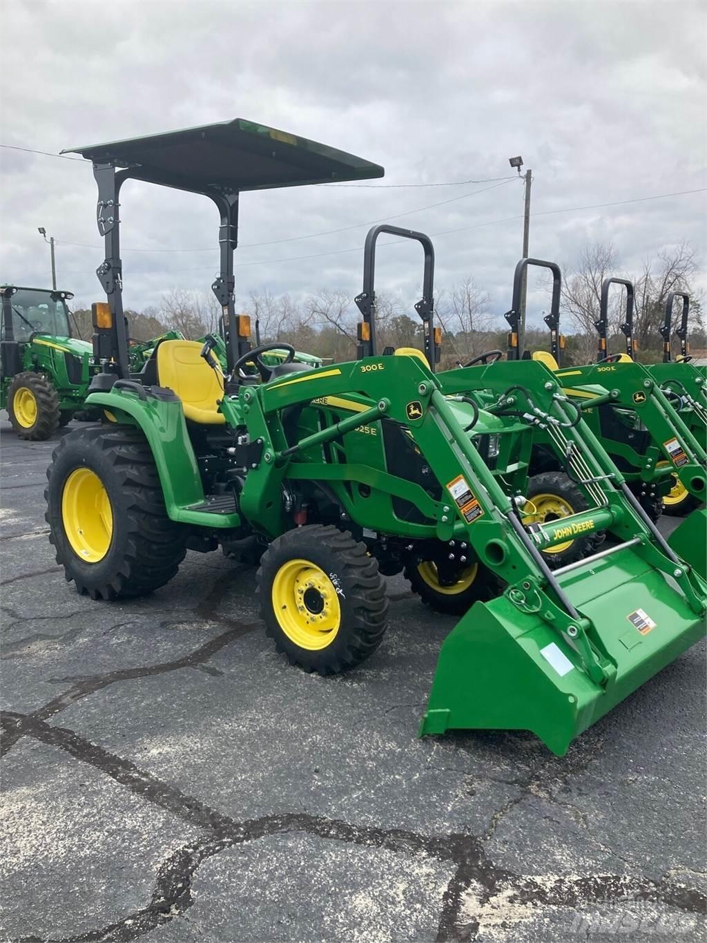 John Deere 3025E Коммунальные тракторы