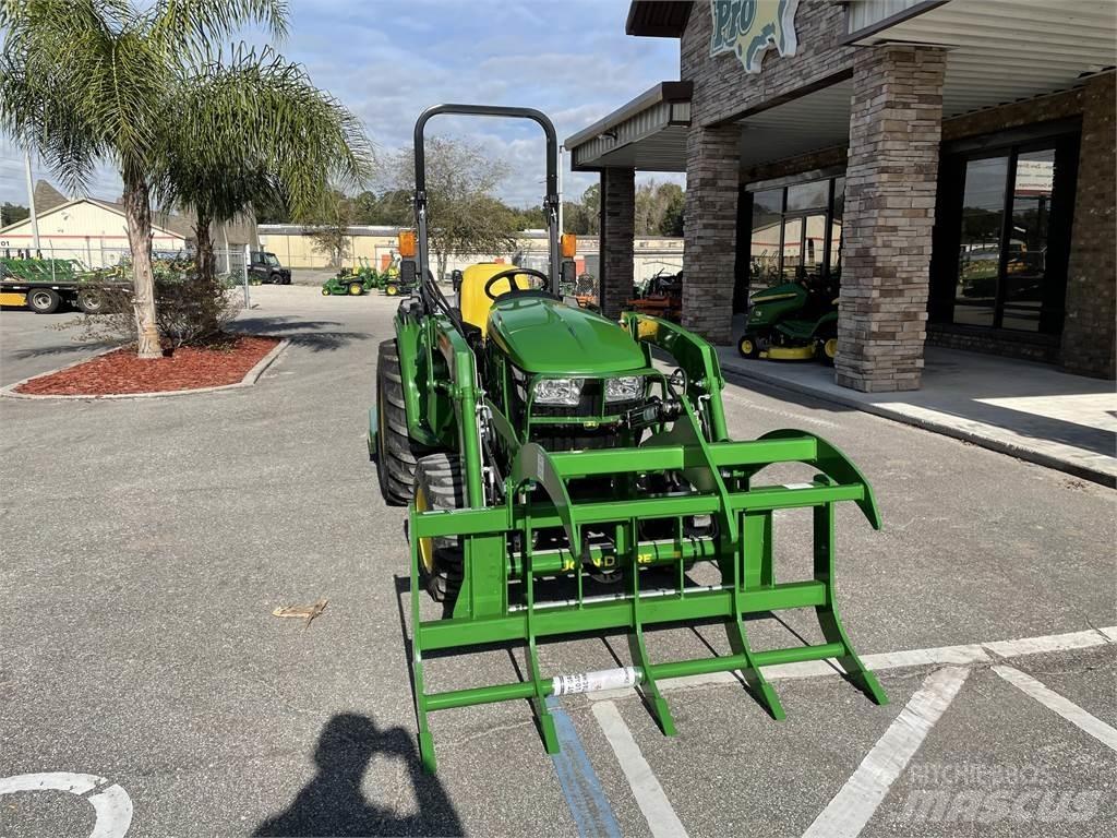 John Deere 3032E Коммунальные тракторы