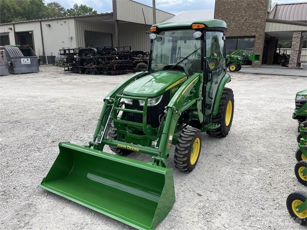 John Deere 3033R Коммунальные тракторы
