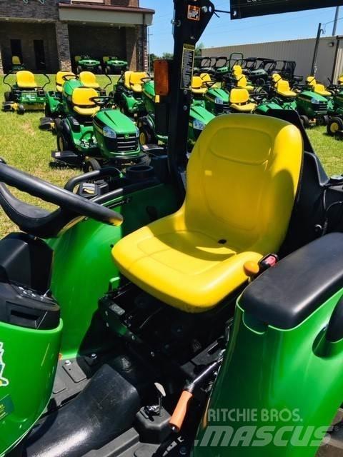 John Deere 3038E Коммунальные тракторы