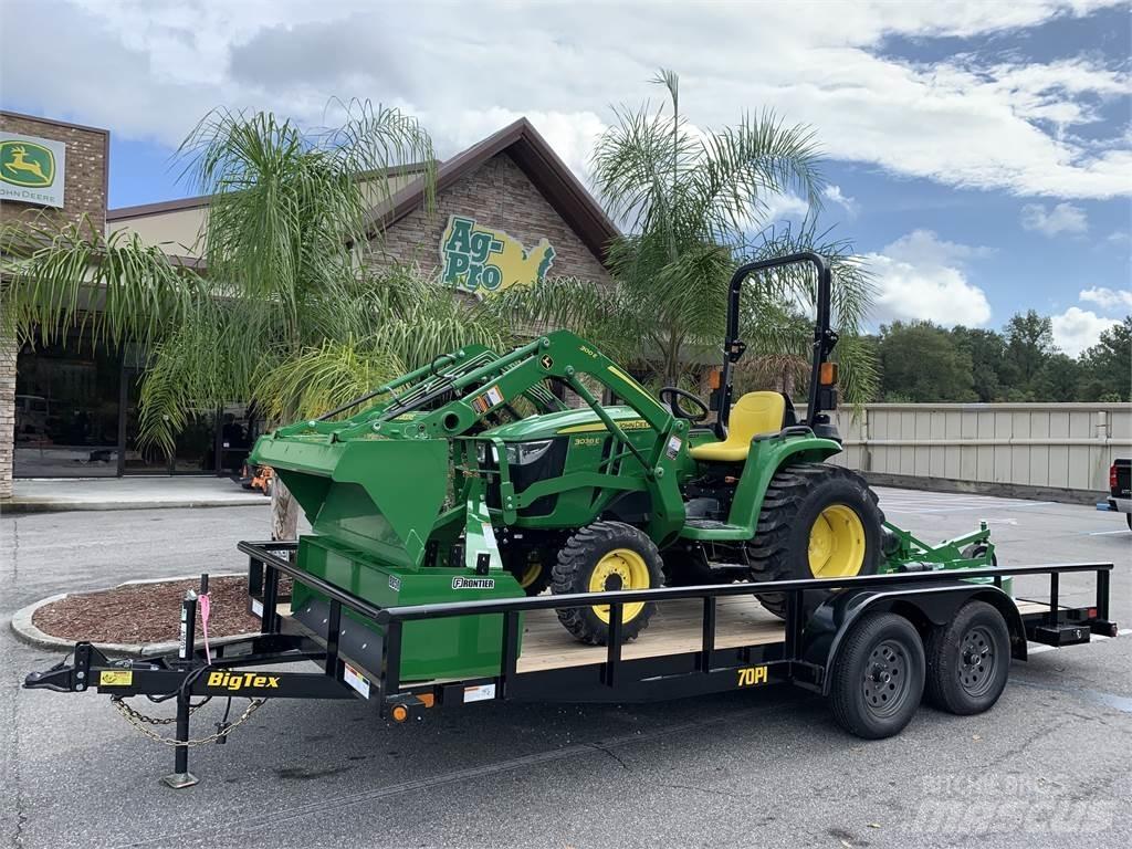 John Deere 3038E Коммунальные тракторы