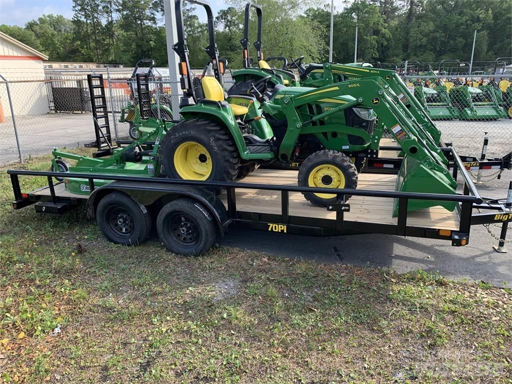 John Deere 3038E Коммунальные тракторы
