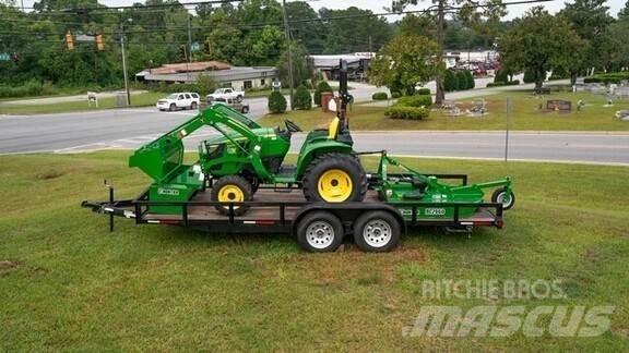 John Deere 3038E Коммунальные тракторы