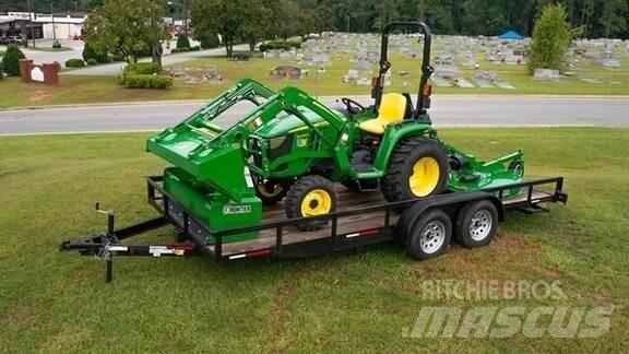 John Deere 3038E Коммунальные тракторы