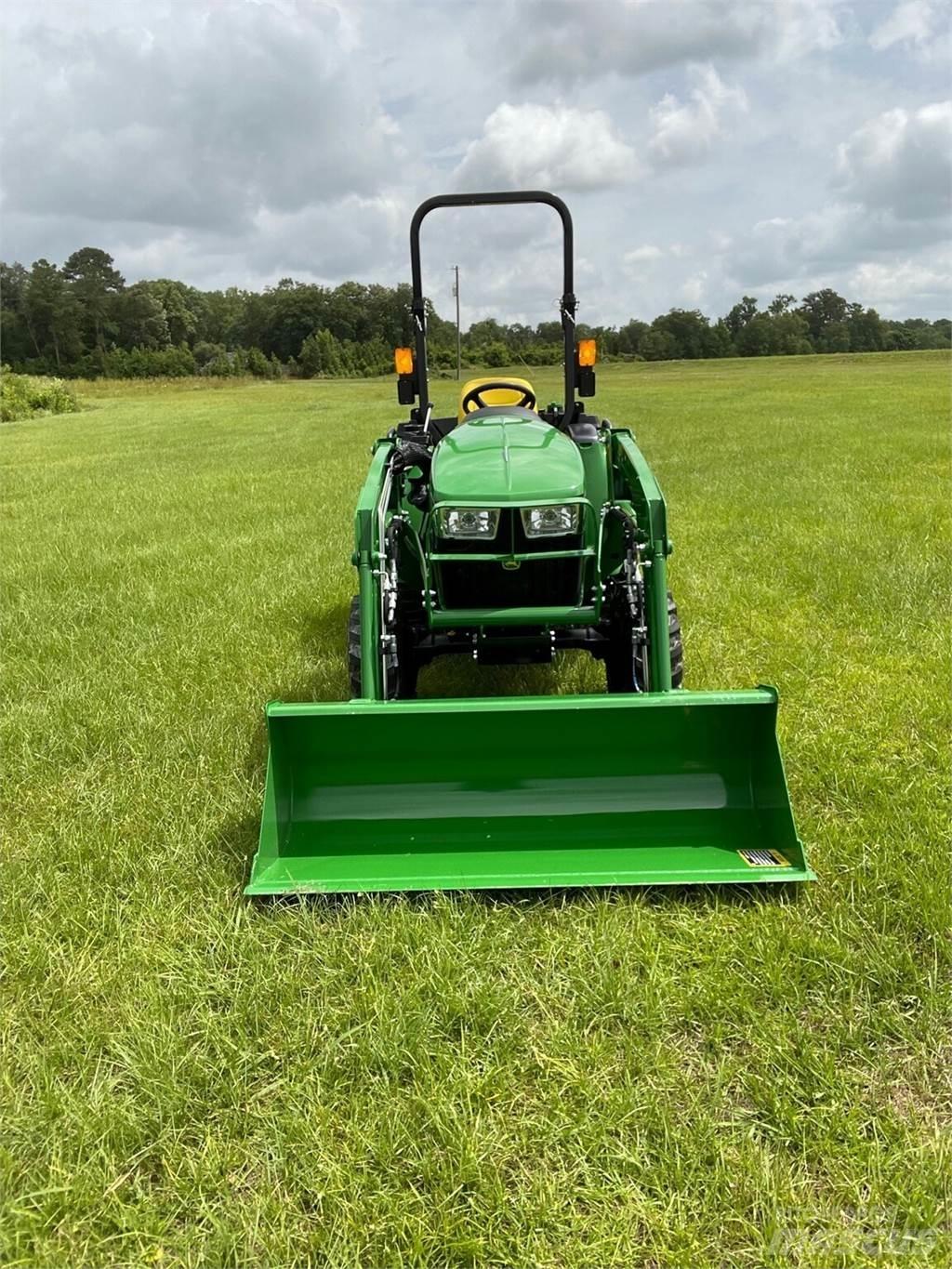 John Deere 3038E Коммунальные тракторы