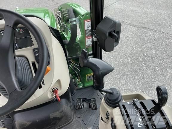 John Deere 3039R Коммунальные тракторы