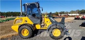 John Deere 304 G Малые погрузчики