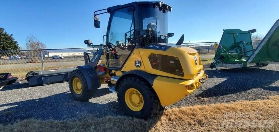 John Deere 304 G Малые погрузчики
