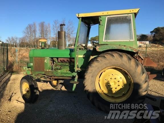 John Deere 3135 Трактора