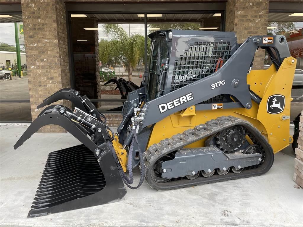John Deere 317G Малые погрузчики