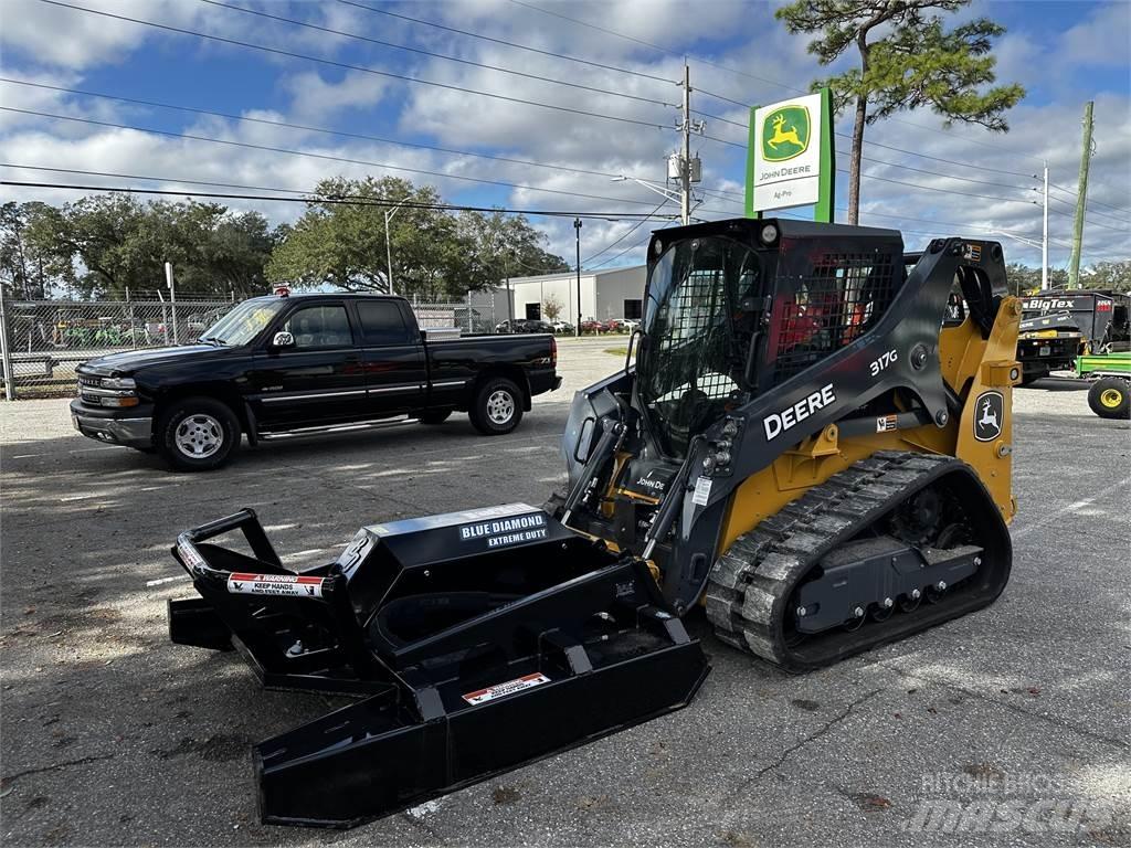 John Deere 317G Малые погрузчики