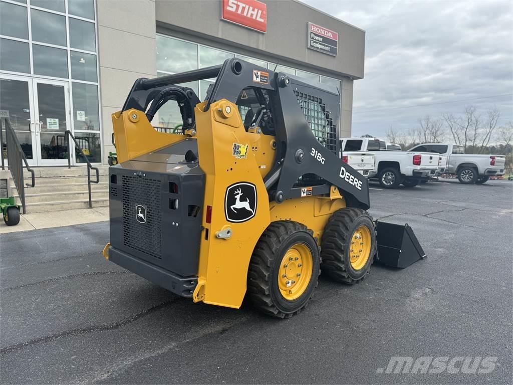 John Deere 318G Мини-погрузчики