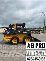 John Deere 324G Мини-погрузчики