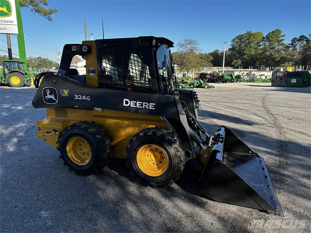 John Deere 324G Мини-погрузчики