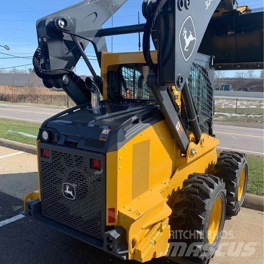 John Deere 324G Мини-погрузчики