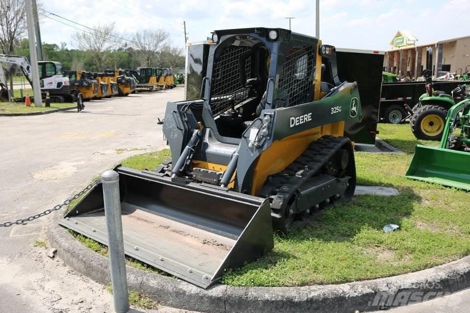 John Deere 325G Малые погрузчики