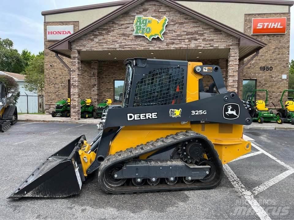 John Deere 325G Малые погрузчики