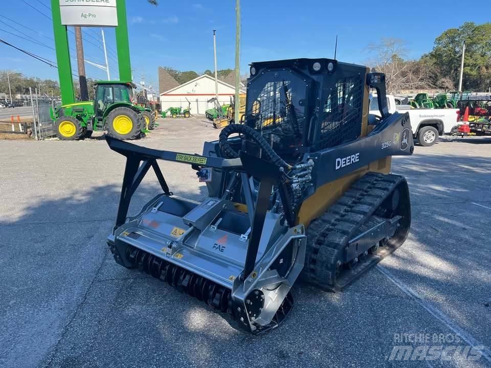 John Deere 325G Малые погрузчики
